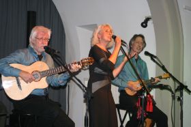 TrioRemember (3).JPG