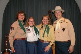 Barndance Gang0422.jpg